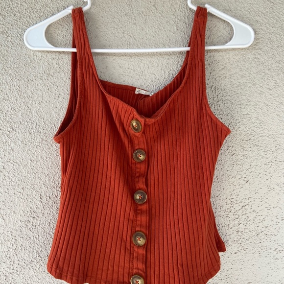 Heart & Hips Tops - Heart & Hips Crop-Top